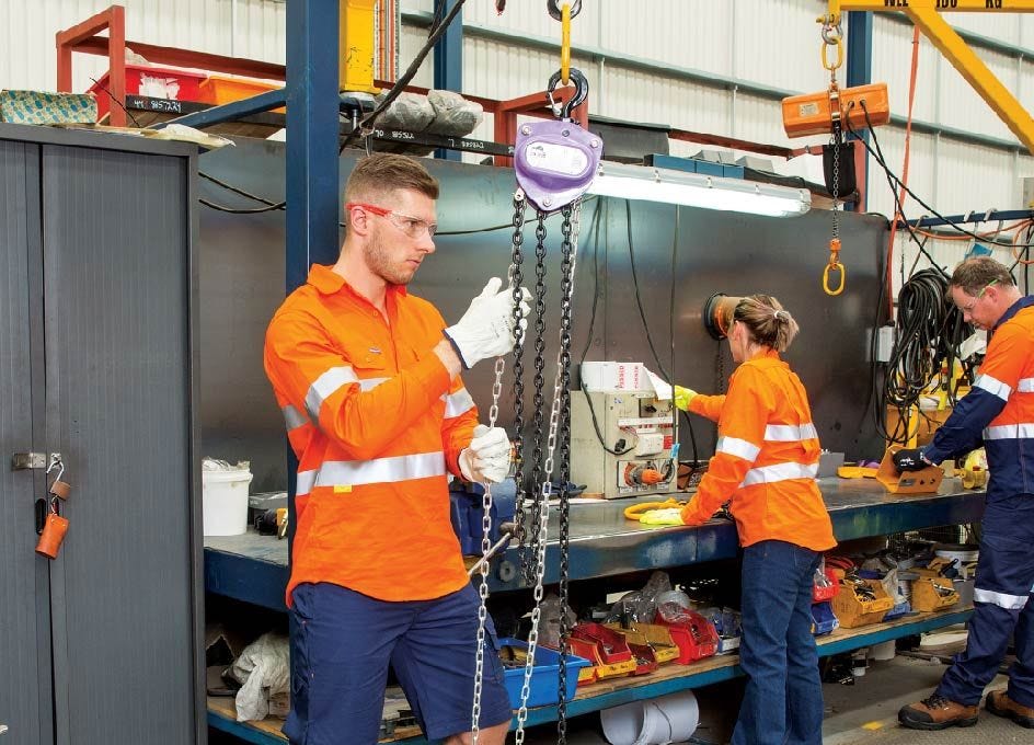 Beaver - What You Should Know About Chain And Lever Blocks